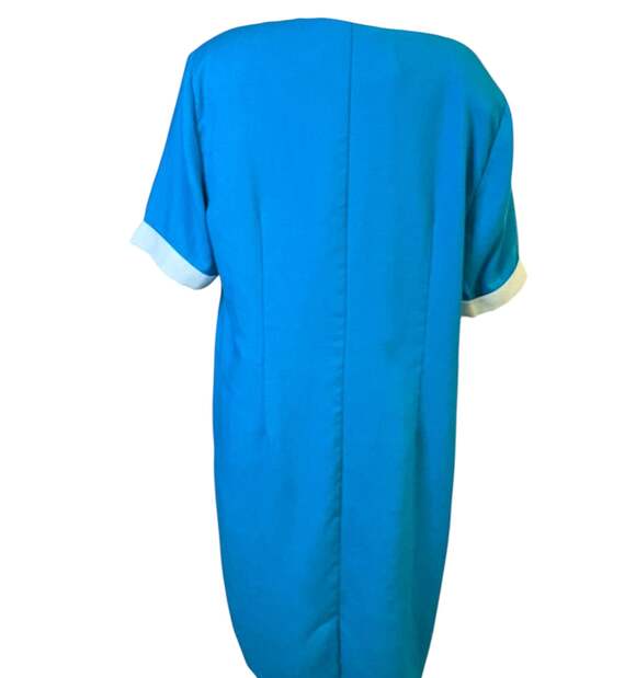 Vintage Bright Turquoise/Teal and White Shift Dress with Teal Buttons, Size L
P - Picture 7 of 16